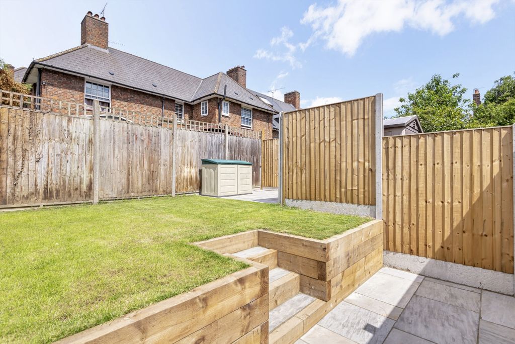 Property photo 3 of 7 860239 (8)