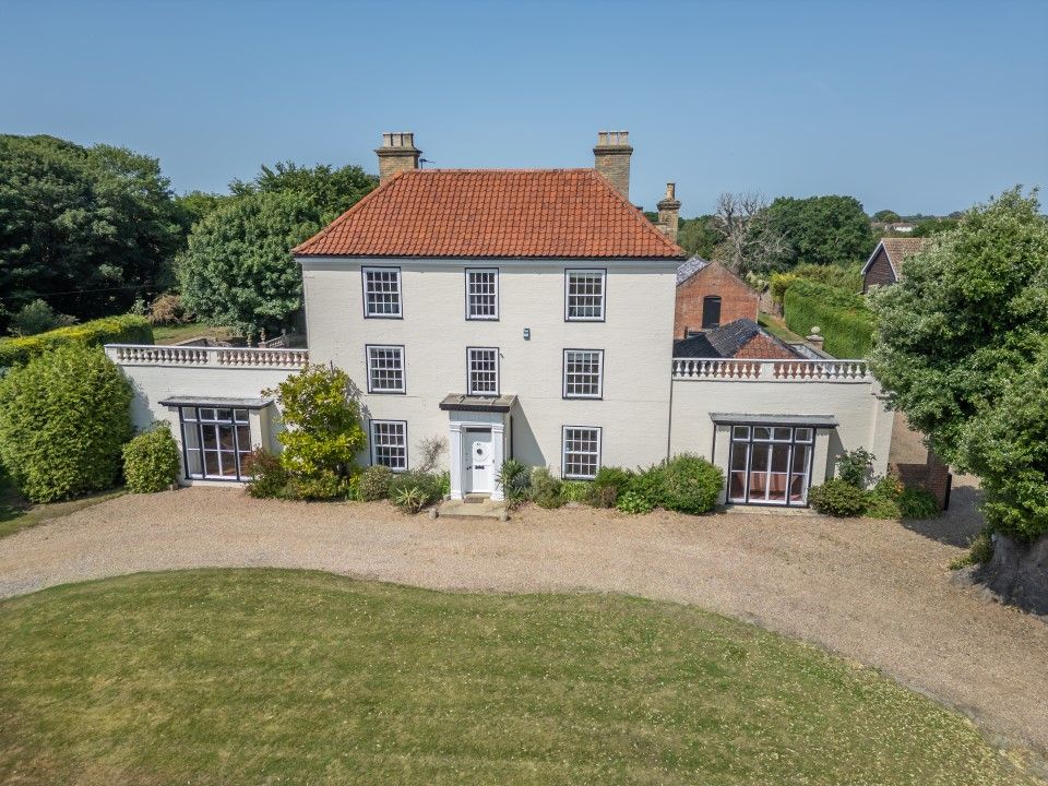 Property photo 1 of 38