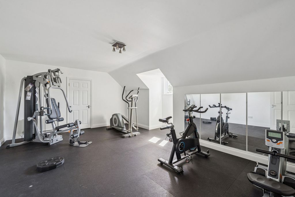 Additional image 25 of 8 bed detached house for saleHolbrook Lane, Chislehurst BR7