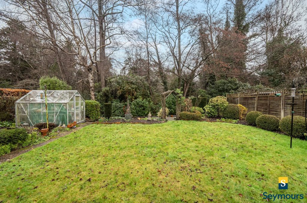 Property photo 2 of 23 Garden