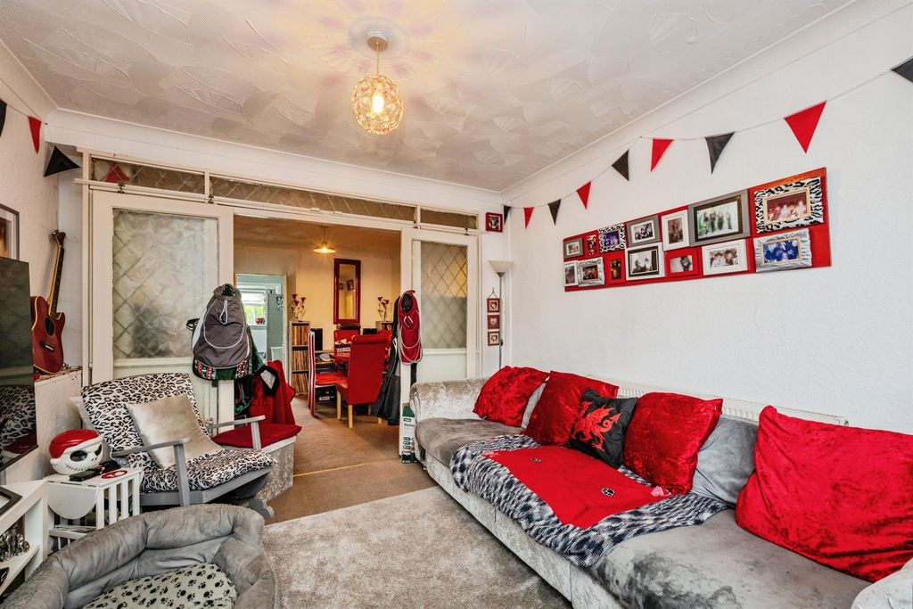 Property photo 2 of 15