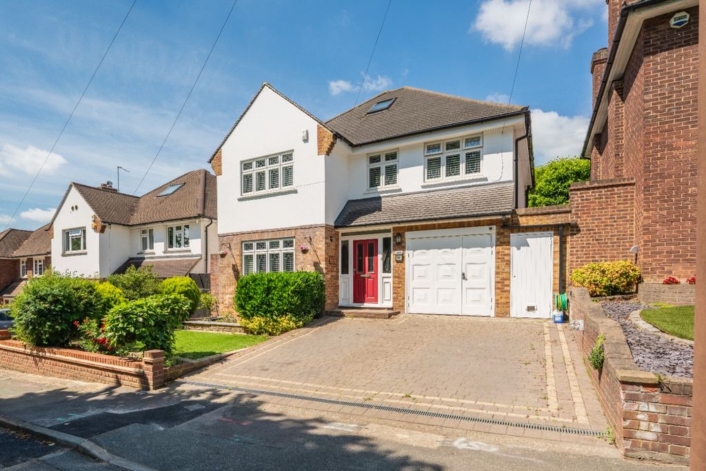 Property photo 1 of 19 5266251