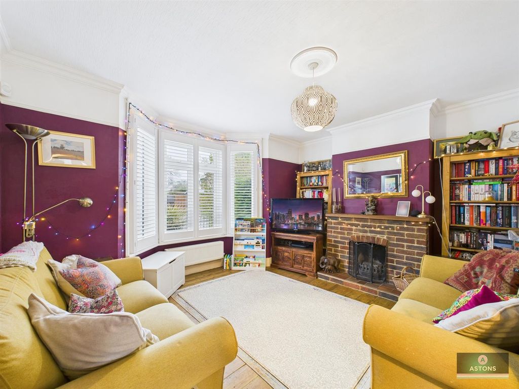 Property photo 3 of 16 Cam02067G0-Pr0165-Still008.Jpg