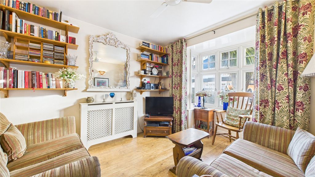 Property photo 2 of 17 Picture 2