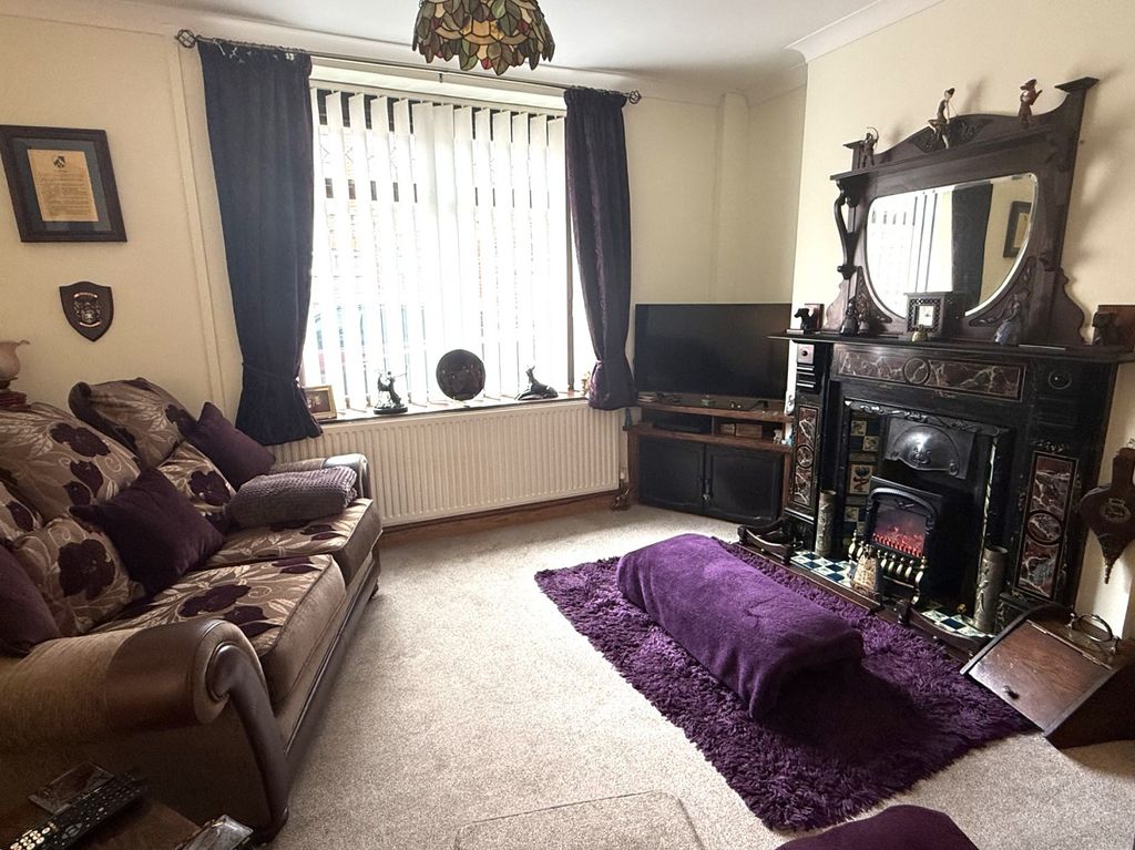 Property photo 2 of 14 Not Specified