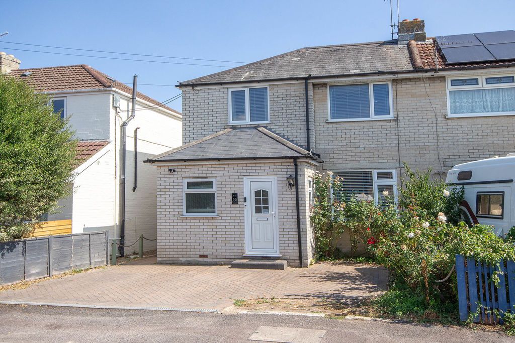 Property photo 1 of 13 External