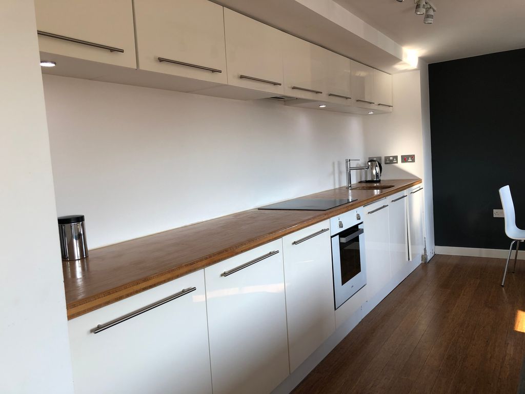 Property photo 3 of 5 Kitchen