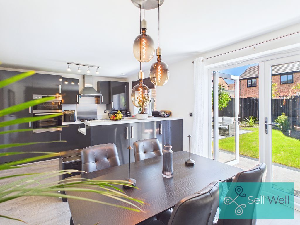 Property photo 2 of 26 Kitchen/Diner