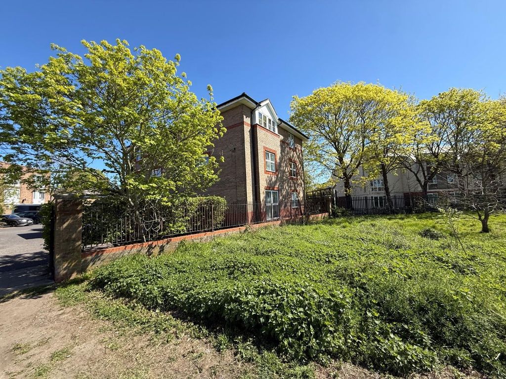 Property photo 1 of 11 5.Jpg