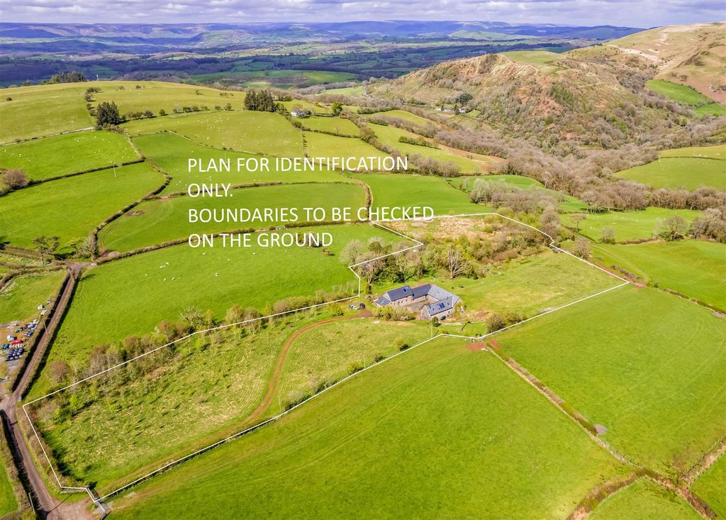Property photo 2 of 41 Whire Line.Jpg