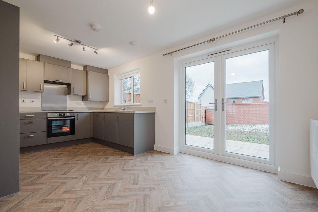 Property photo 1 of 11 Photo