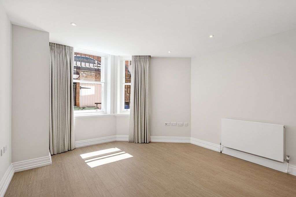 Property photo 2 of 15 Reception Room