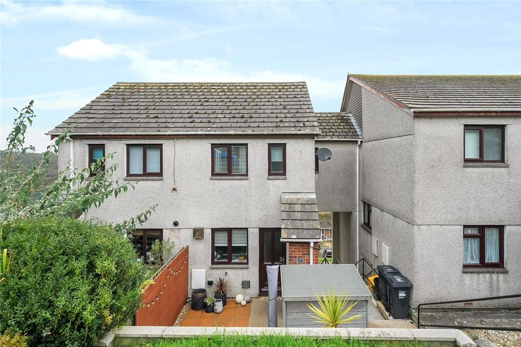 Property photo 1 of 15 4764561