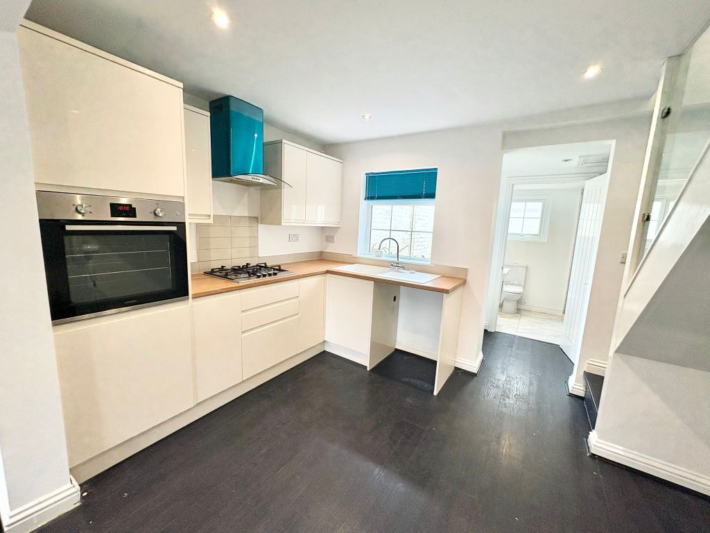 Property photo 2 of 9 Image