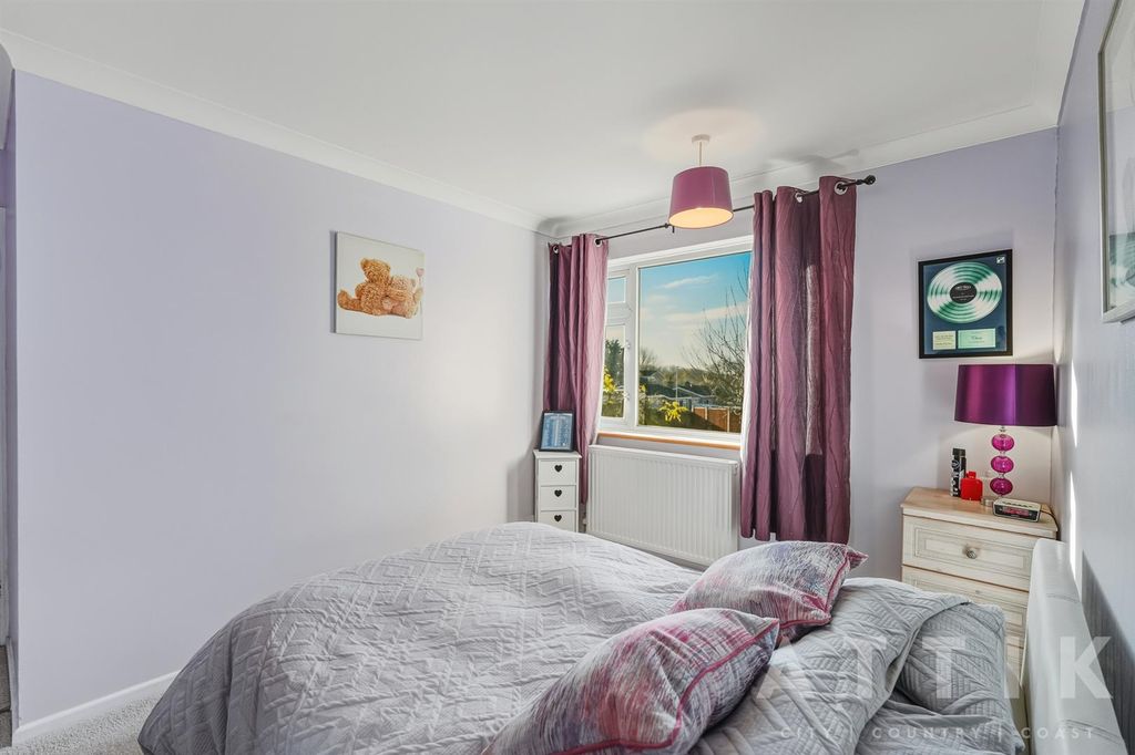 Additional image 22 of 4 bed semi-detached bungalow for saleChichester Road, Halesworth IP19