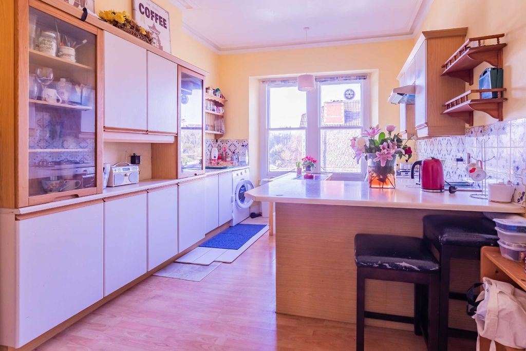 Property photo 3 of 9 Image 3