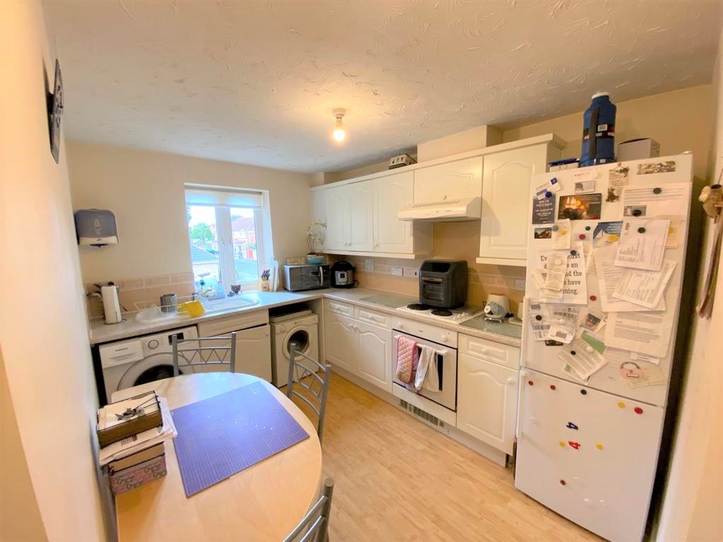 Property photo 2 of 12