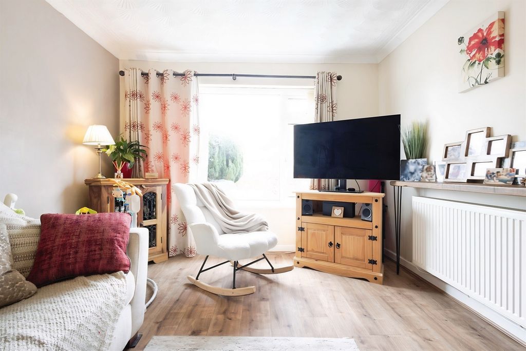 Additional image 4 of 3 bed semi-detached house for saleGreenacre Drive, Bedwas, Caerphilly CF83