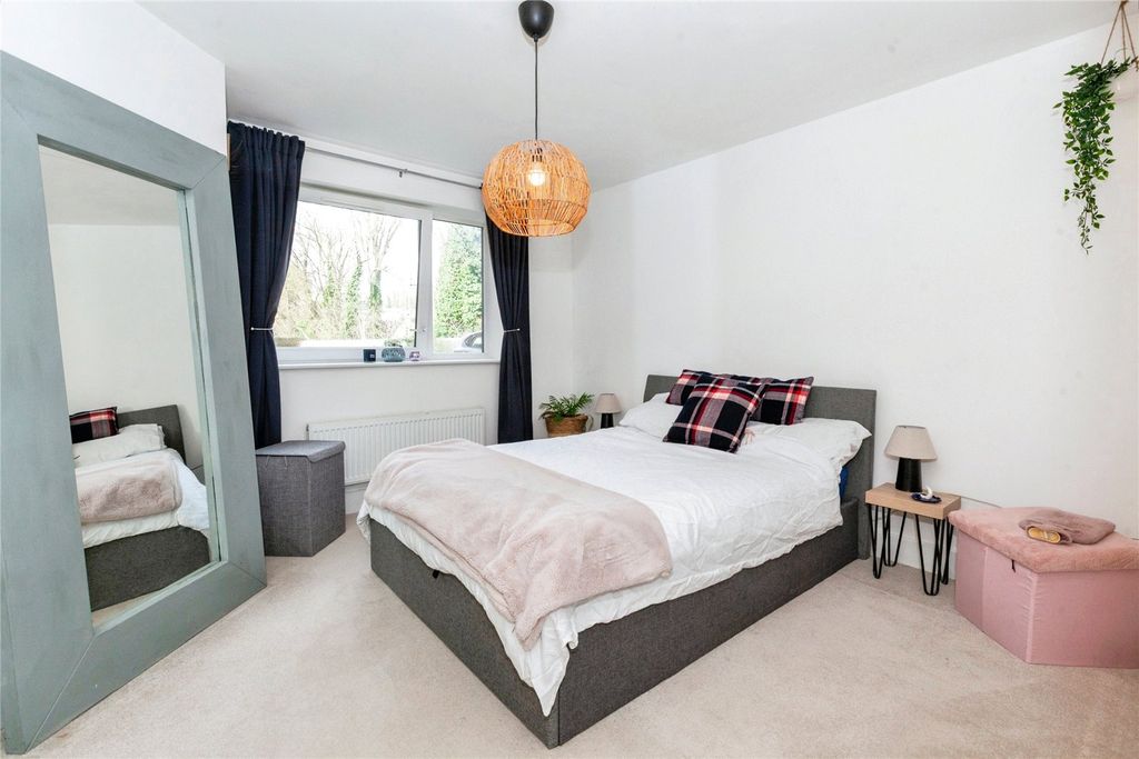 Property photo 2 of 14 Picture No. 01