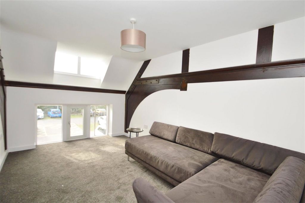 Property photo 1 of 6 Picture No. 14