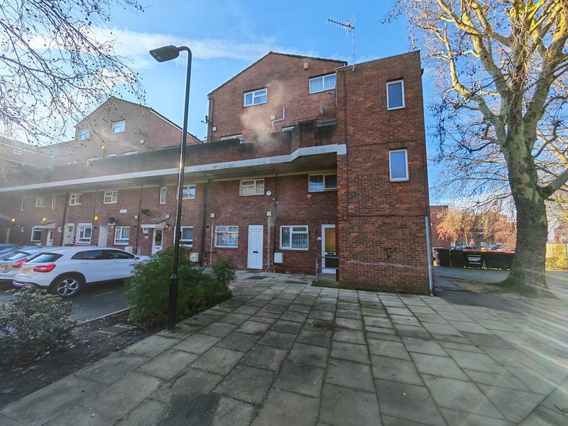 Property photo 1 of 10 Photo 10