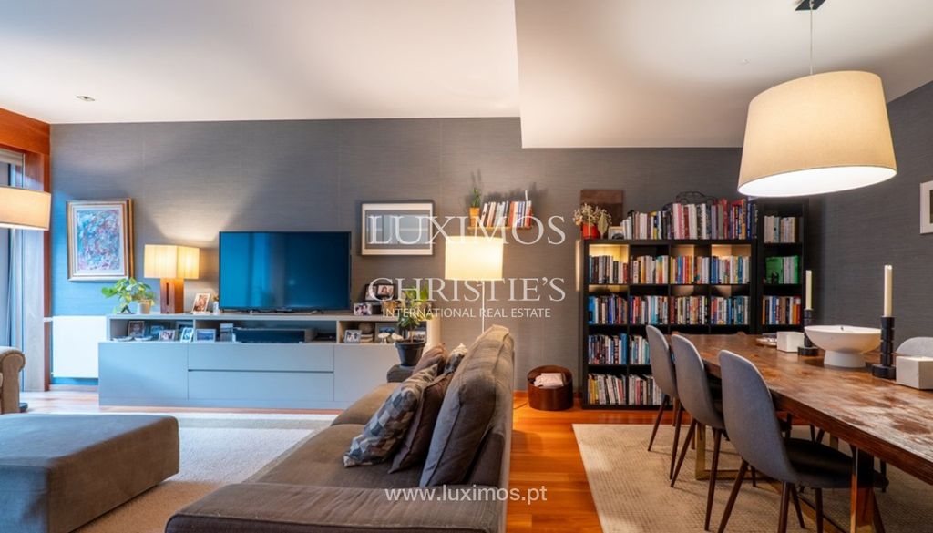 Property photo 2 of 26