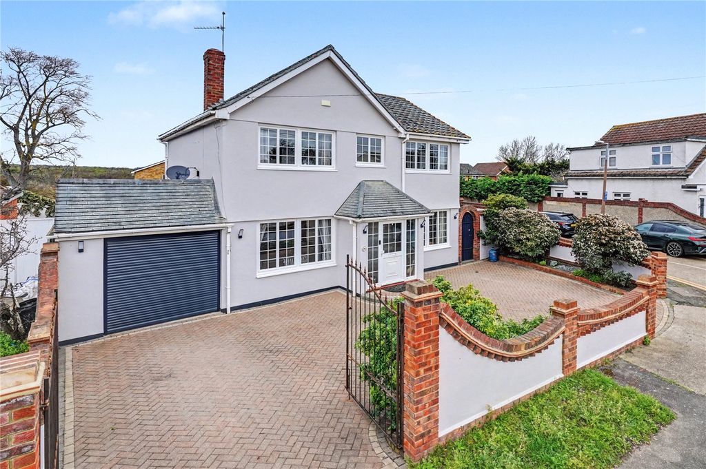 Property photo 1 of 15 Front