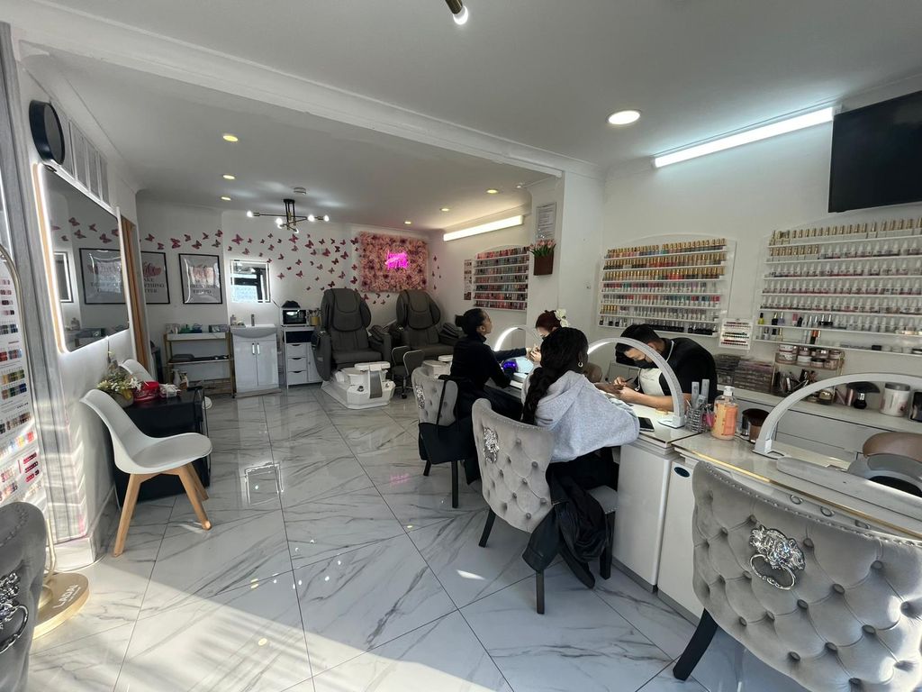 Property photo 2 of 4