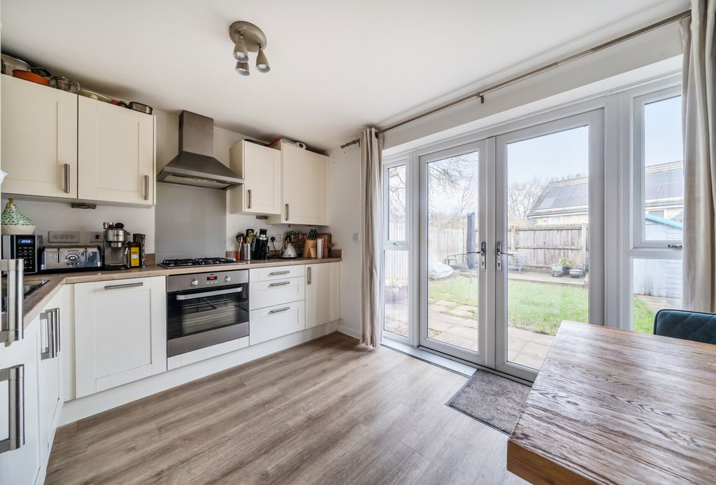 Property photo 2 of 14 Kitchen/Dining Room