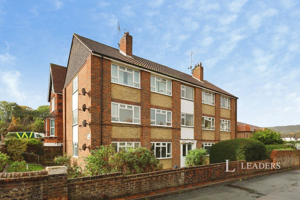 Property photo 1 of 8 Pbox-Img.Jpg