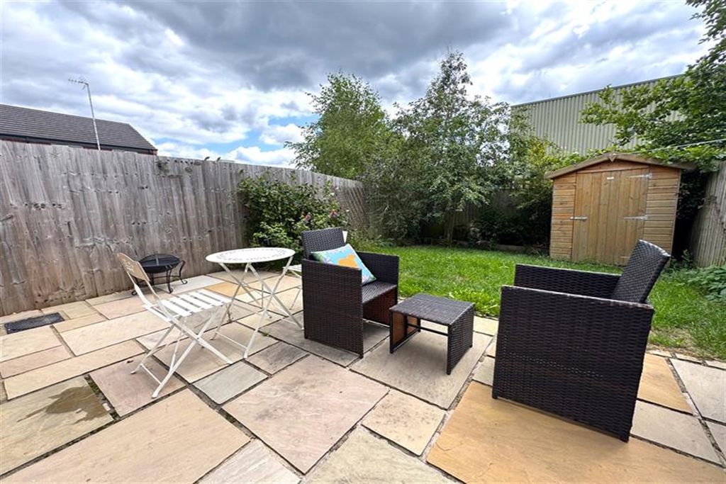 Property photo 2 of 14 (Main)