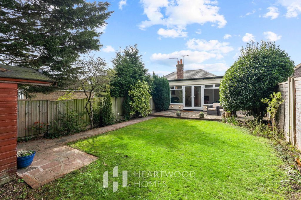 Property photo 2 of 19