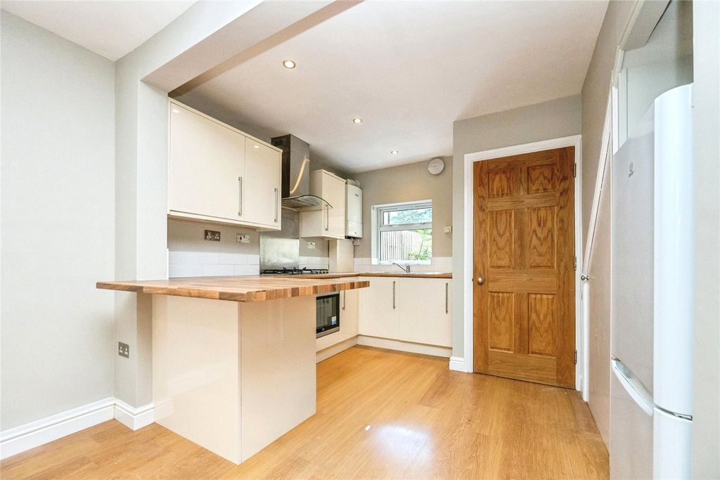 Property photo 3 of 14 Living Room Kitchen