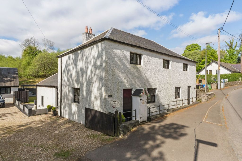 Property photo 1 of 35