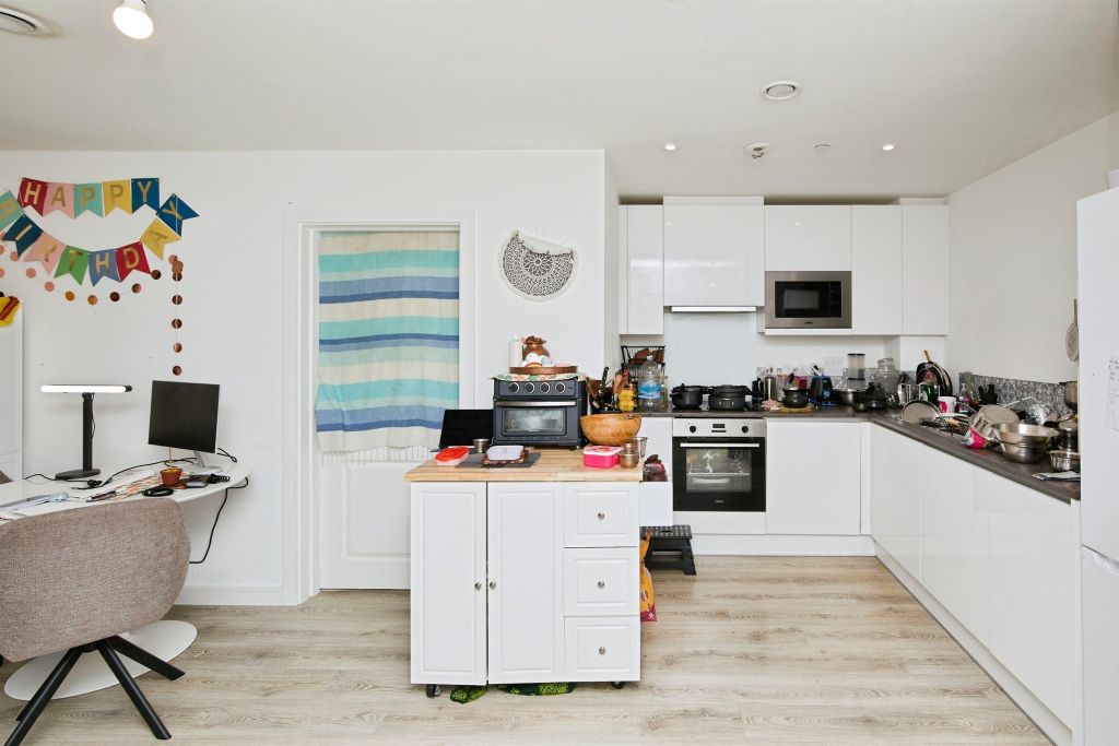 Additional image 7 of 2 bed flat for saleBilsborrow Avenue, Derby DE1