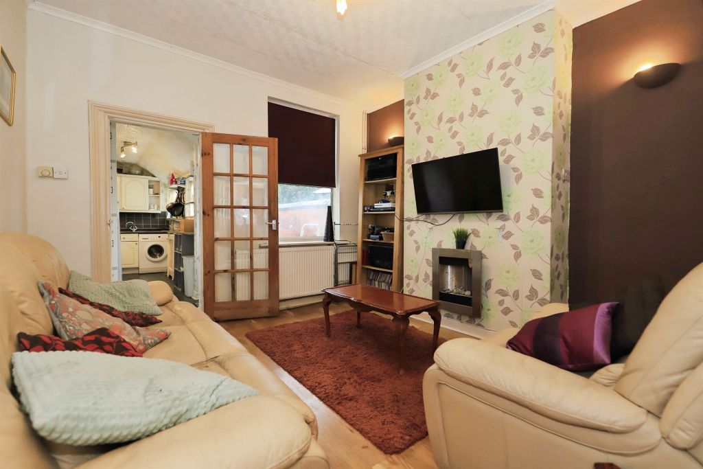 Property photo 3 of 14