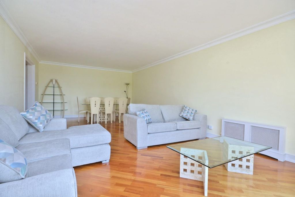 Property photo 2 of 10 Image