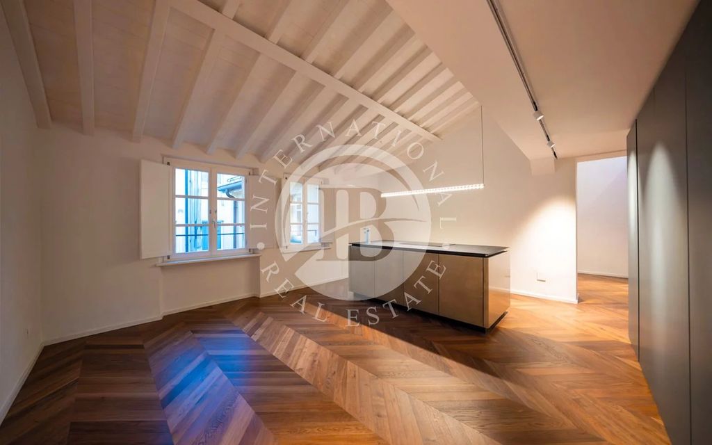 Property photo 3 of 28