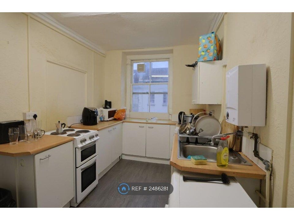 Property photo 3 of 5