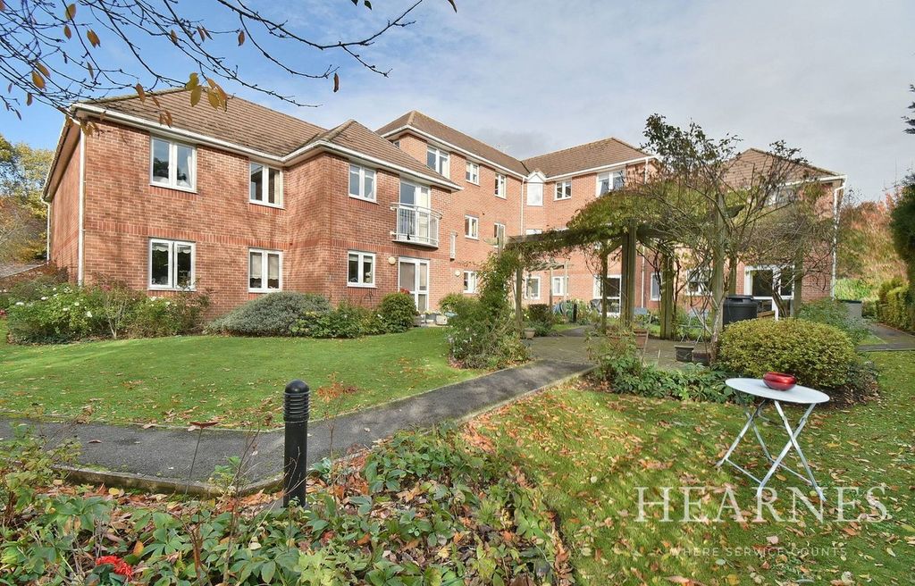 Property photo 1 of 14