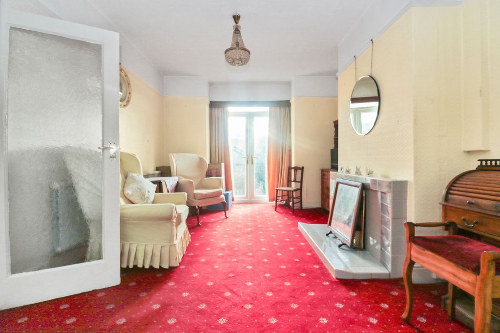 Property photo 3 of 30