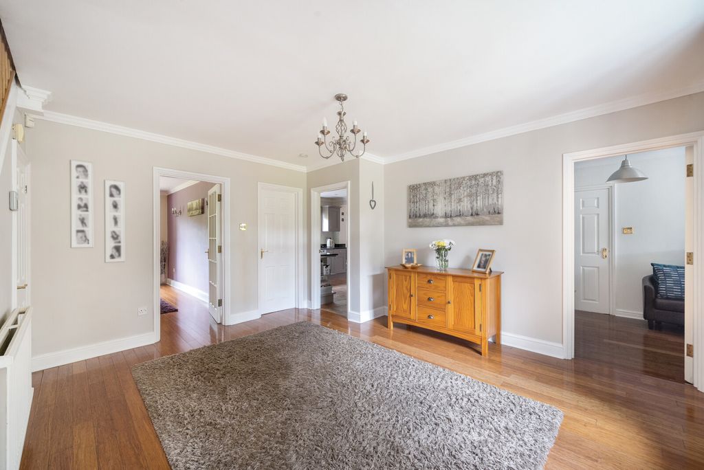 Property photo 3 of 50 1347001-30-68B844...