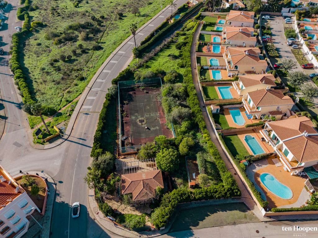 Property photo 3 of 10