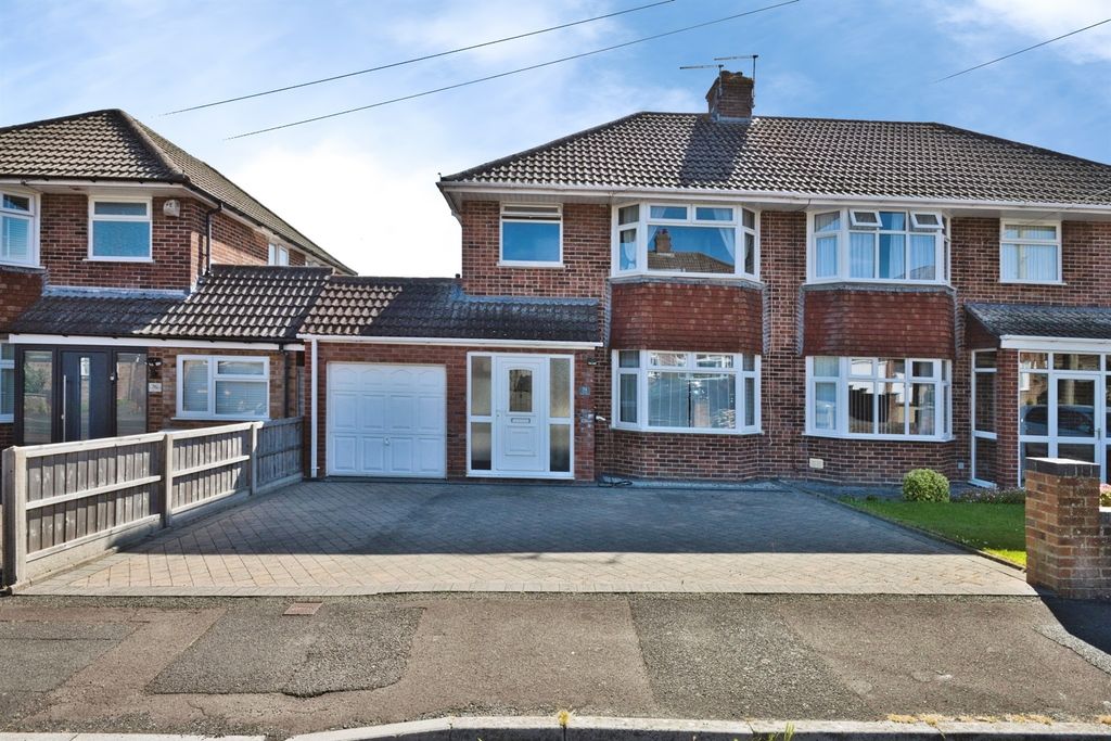 Property photo 1 of 16