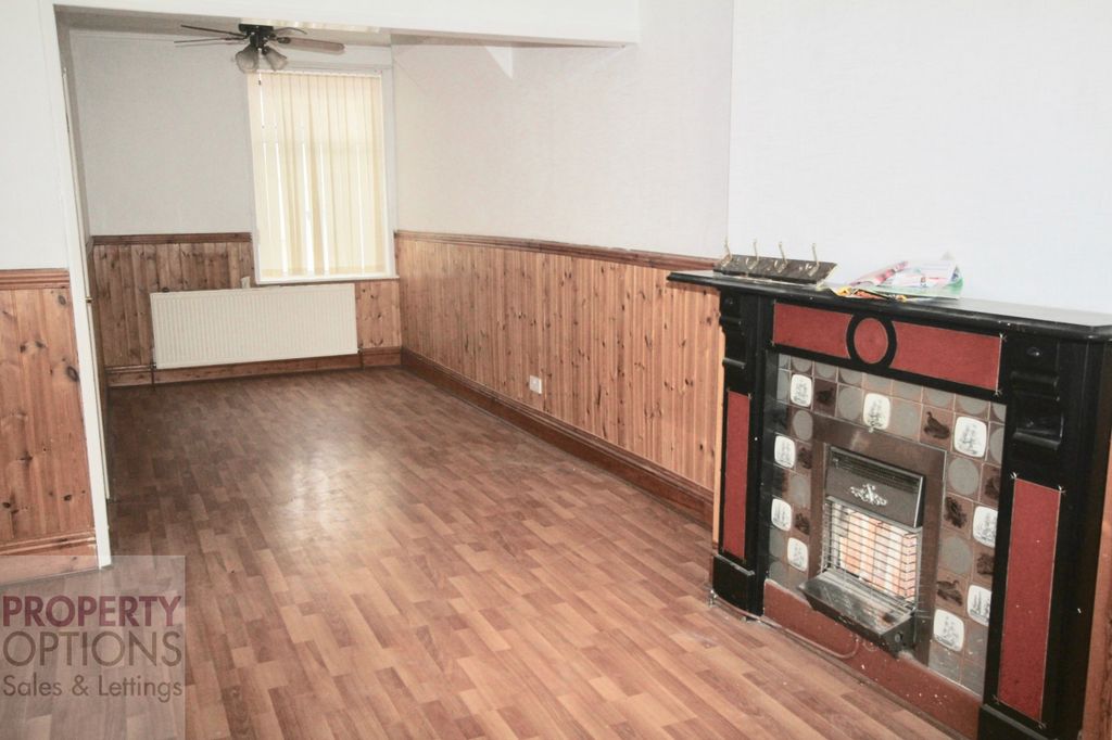 Property photo 3 of 17 Image 3