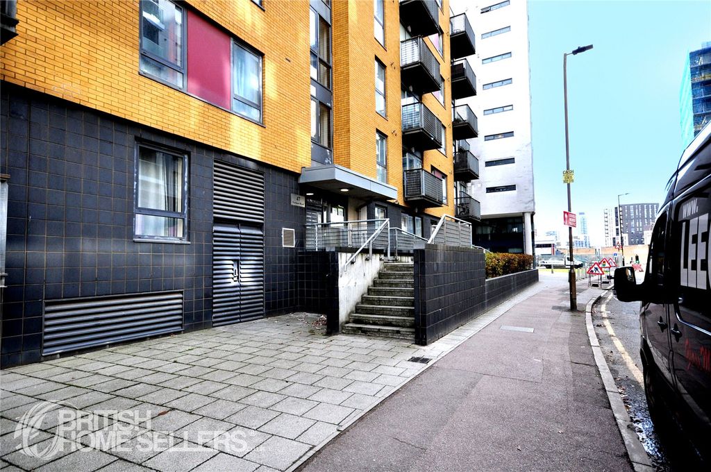 Property photo 2 of 12 Picture No. 06