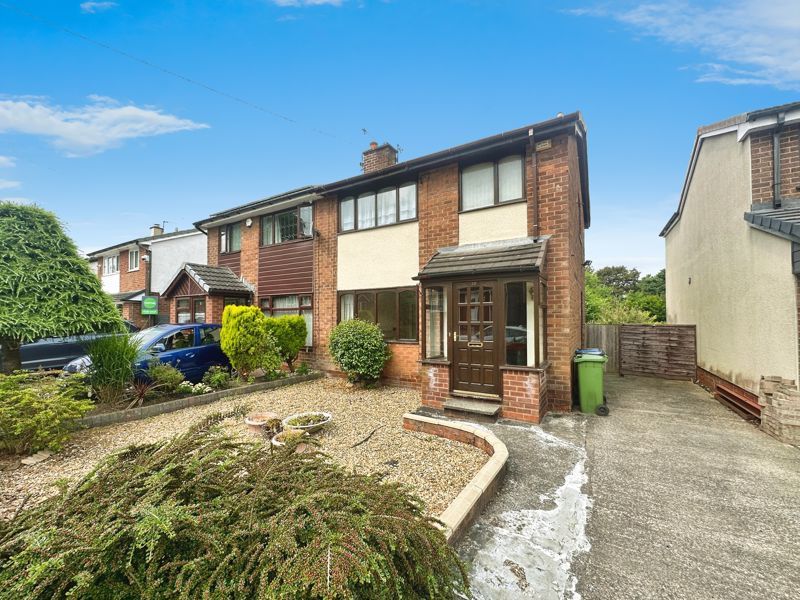 Property photo 1 of 14 External