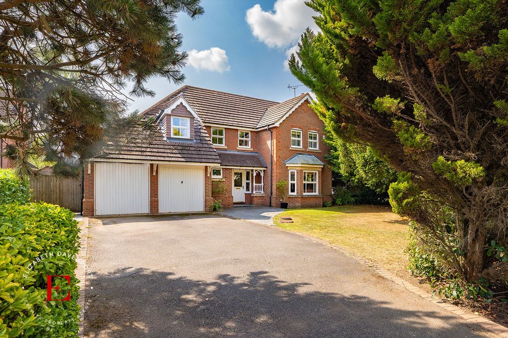 Property photo 1 of 27