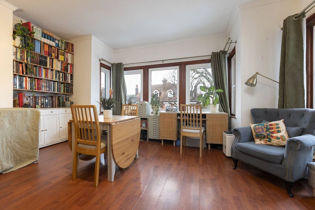 Property photo 3 of 12 Picture No. 02