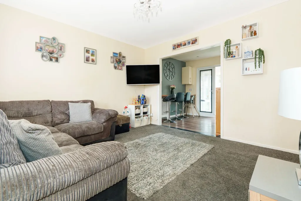 Property photo 3 of 16